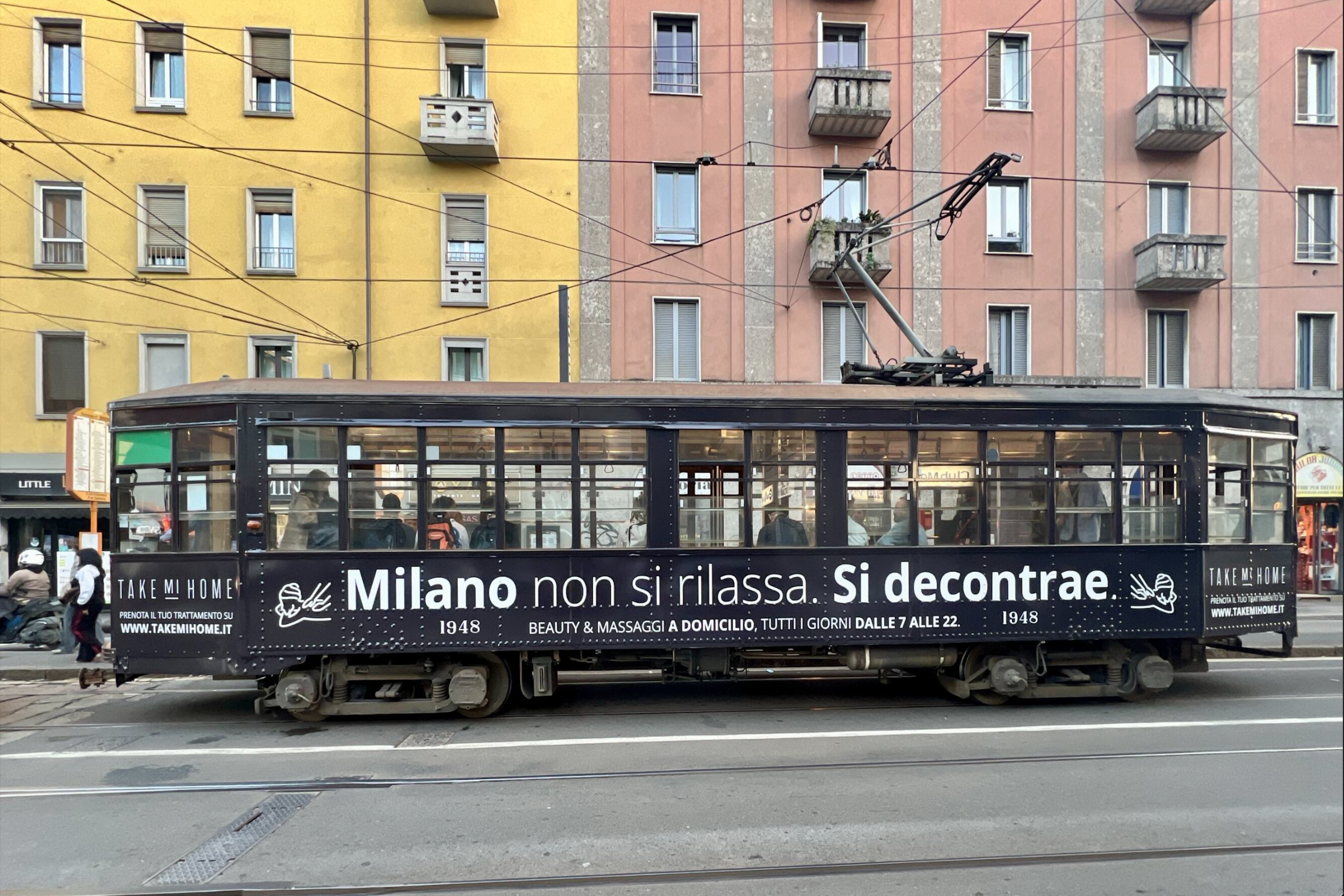 Take Mi Home su rotaie: un mese in movimento tra le vie di Milano